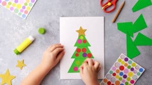 52 Fun Child-Friendly Winter Crafts to Celebrate the Holidays