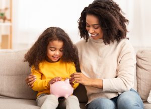 mom and child family financial literacy budgeting